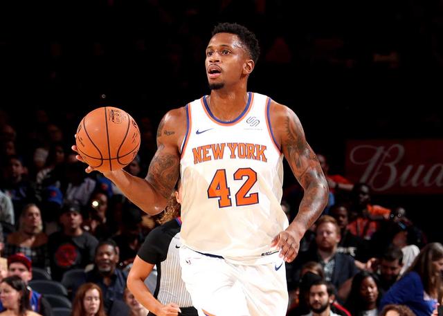 与活塞的 与活塞的